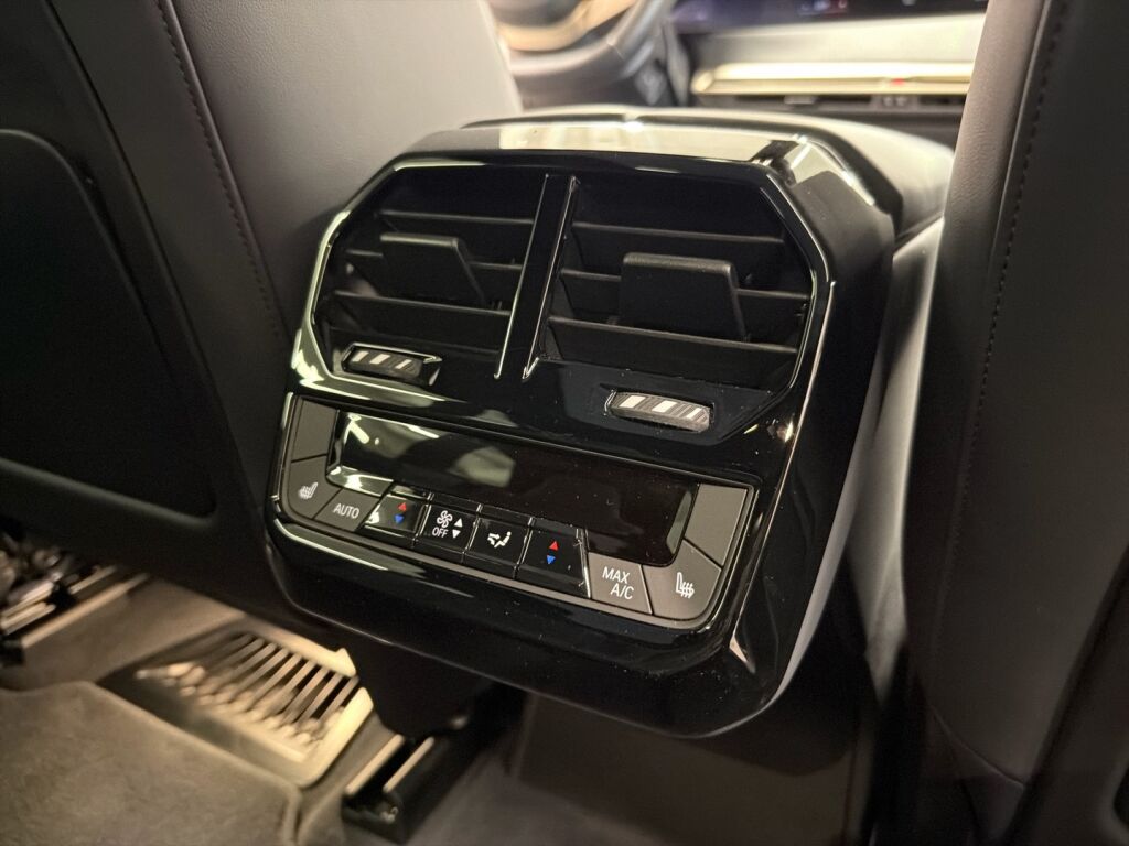 BMW iX 2022 