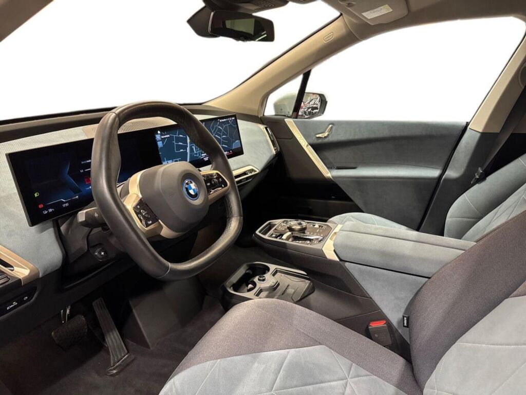 BMW iX 2023 