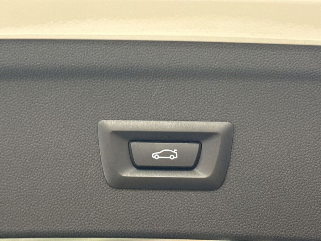 BMW iX 2023 