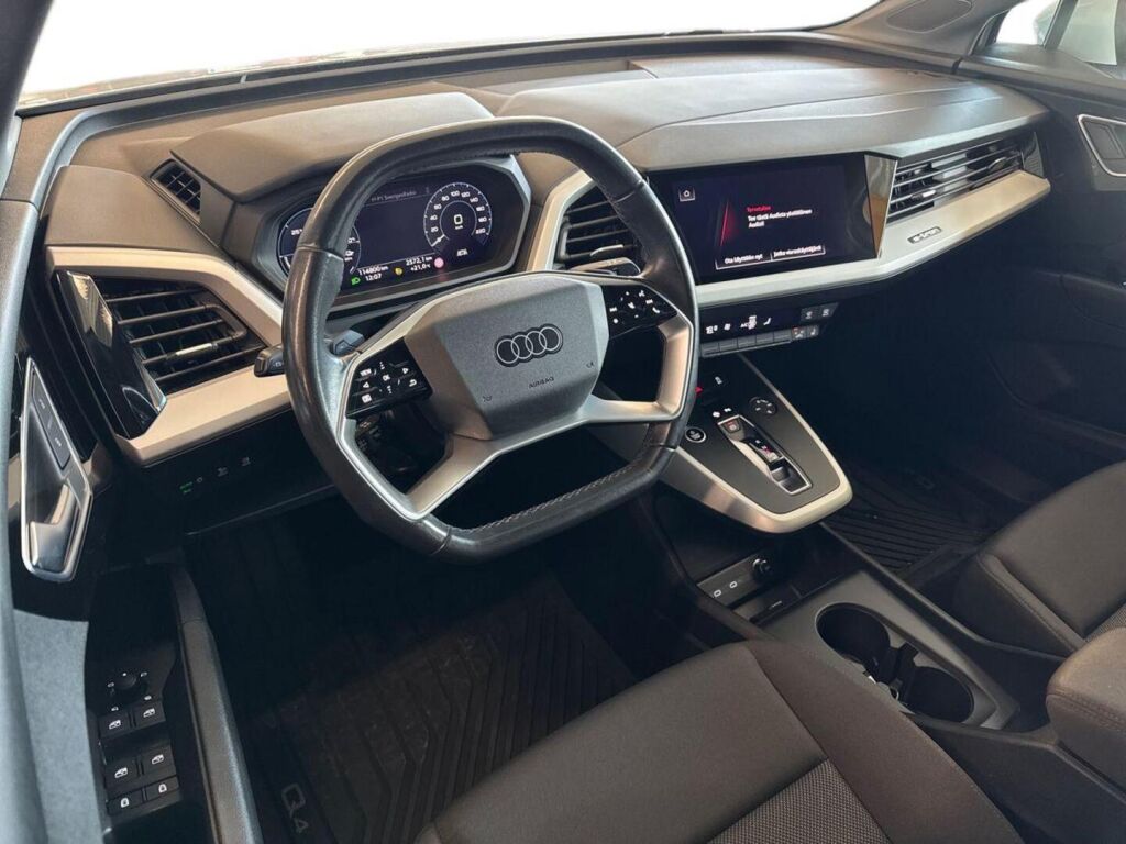 Audi Q4 e-tron 2023 Valkoinen