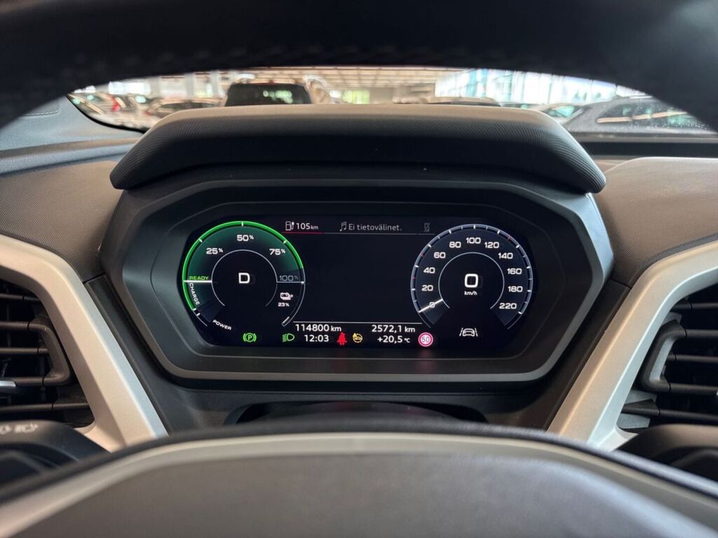 Audi Q4 e-tron 2023 Valkoinen