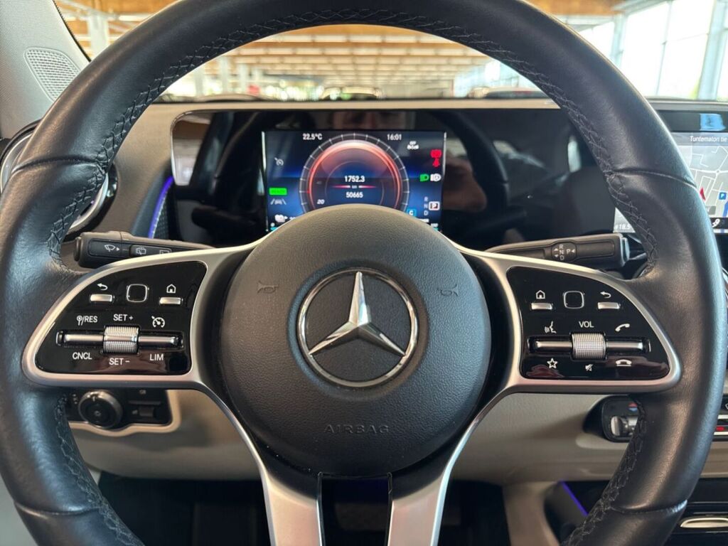 Mercedes-Benz EQB 2022 