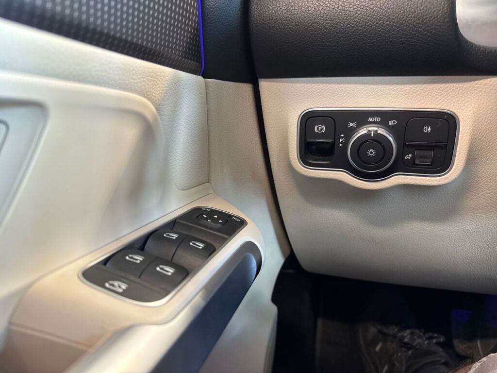 Mercedes-Benz EQB 2022 