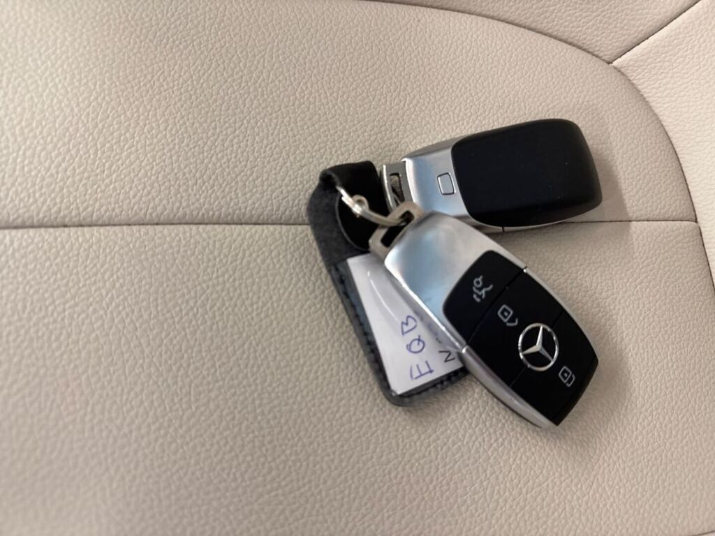 Mercedes-Benz EQB 2022 