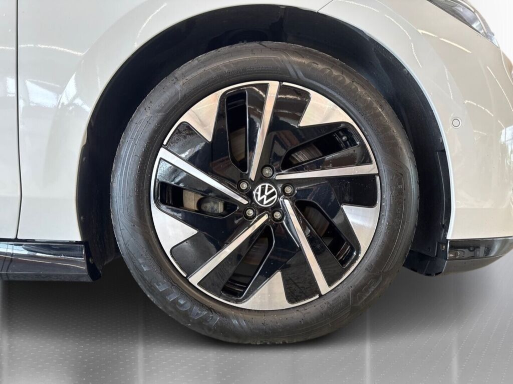 Volkswagen ID.7 2024 Valkoinen