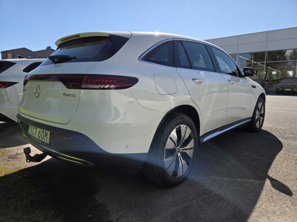 Mercedes-Benz EQC 2022 Valkoinen