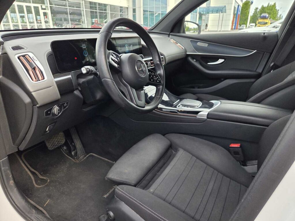 Mercedes-Benz EQC 2022 Valkoinen