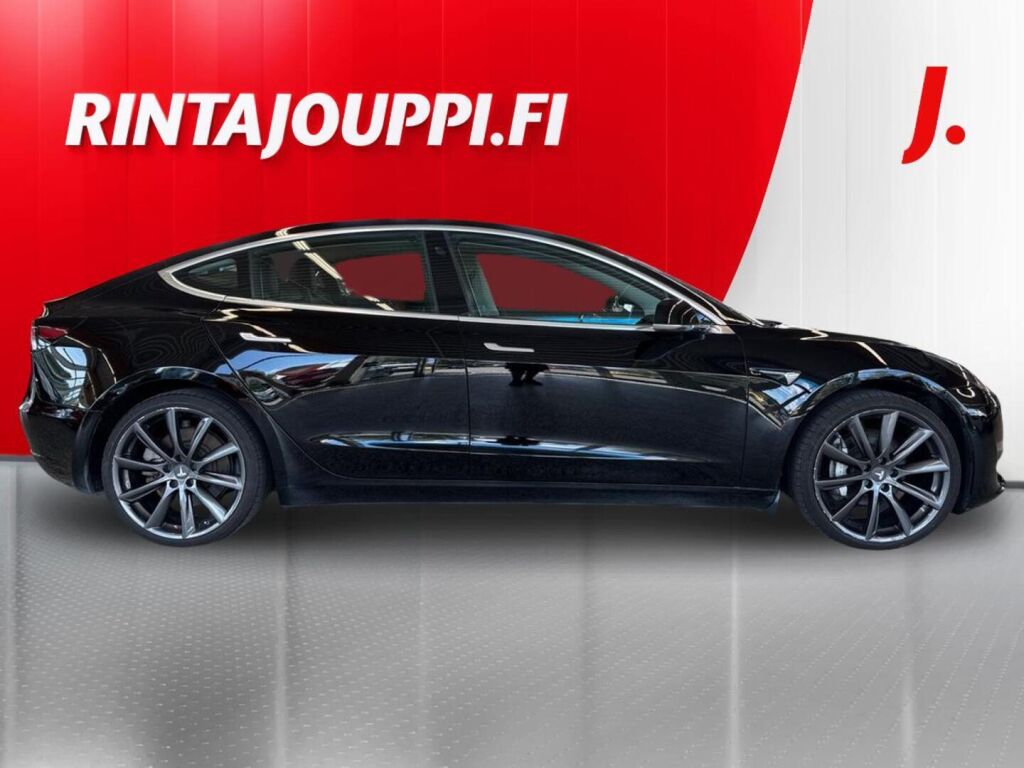 Tesla Model 3 2020 Musta