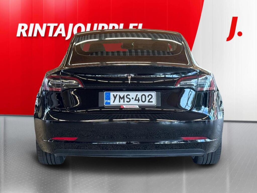 Tesla Model 3 2020 Musta