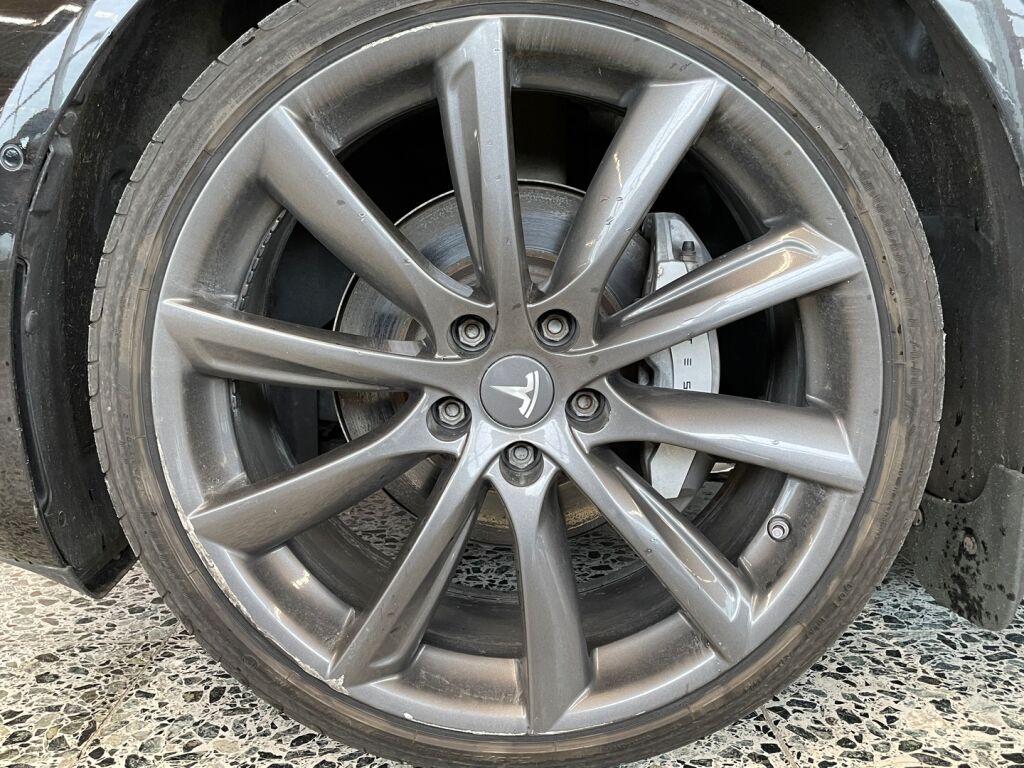 Tesla Model 3 2020 Musta