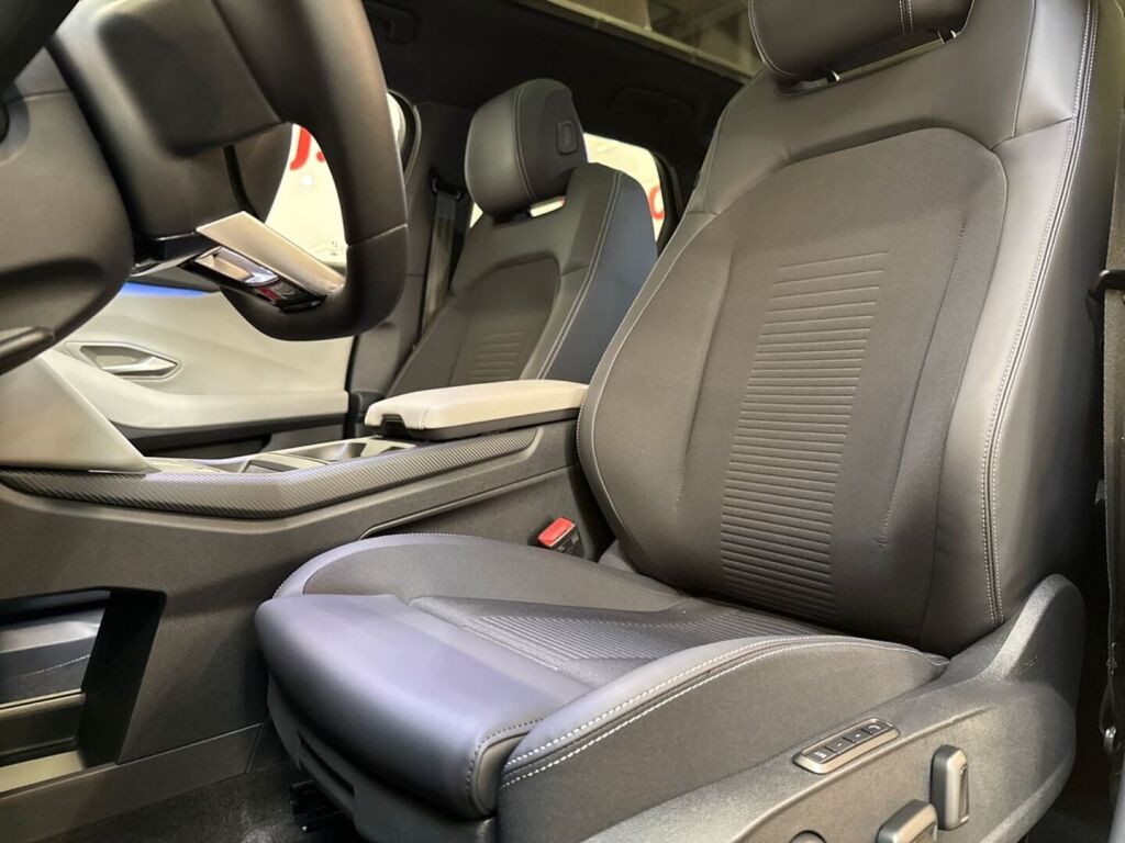 Ford EXPLORER 2026 