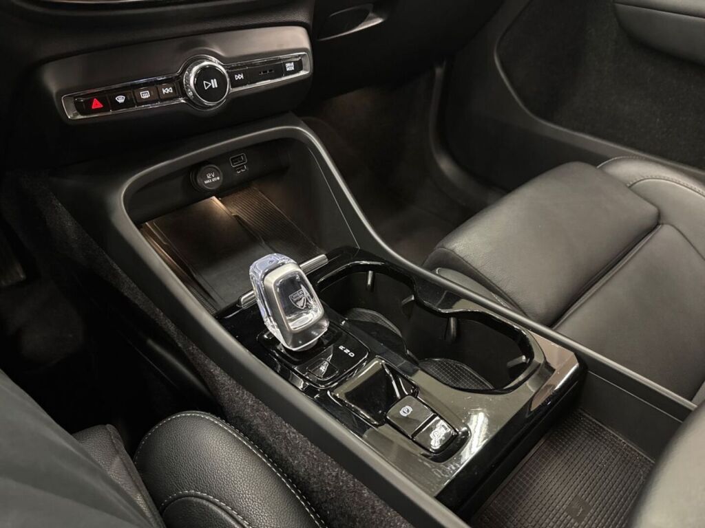 Volvo XC40 2021 