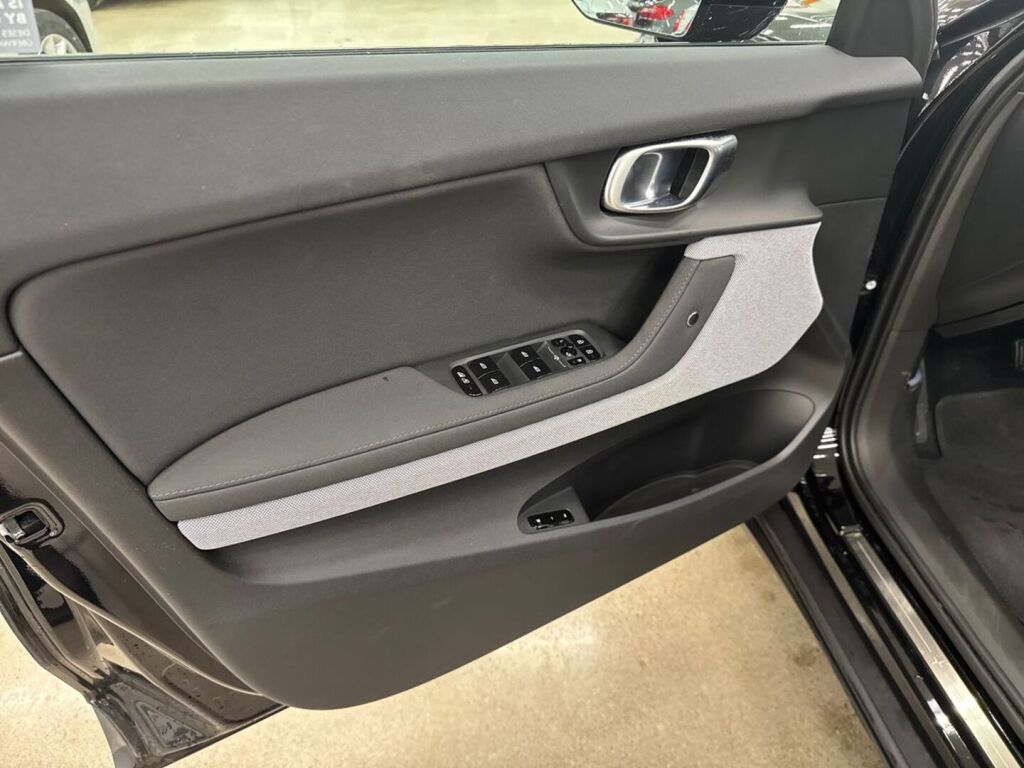 Polestar 2 2023 