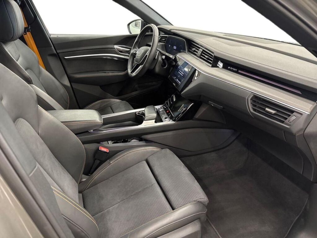 Audi e-tron 2022 