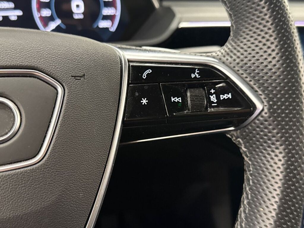 Audi e-tron 2022 
