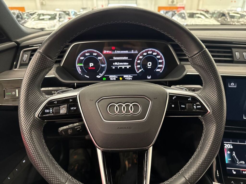 Audi e-tron 2022 