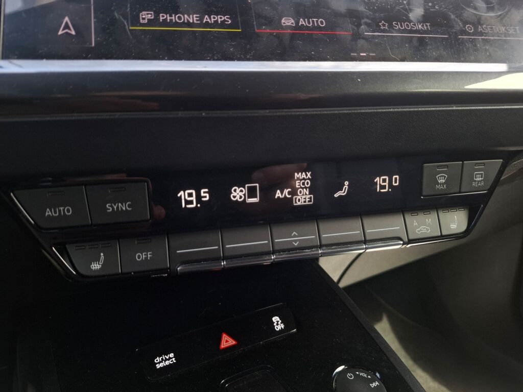Audi Q4 e-tron 2023 