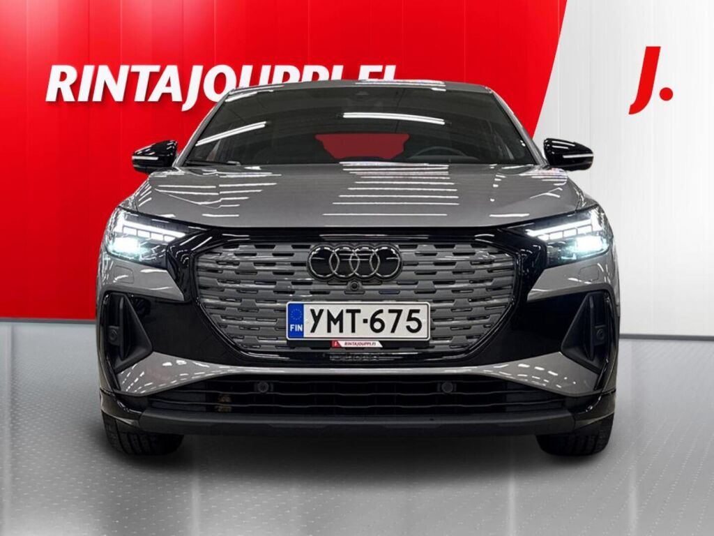Audi Q4 e-tron 2023 