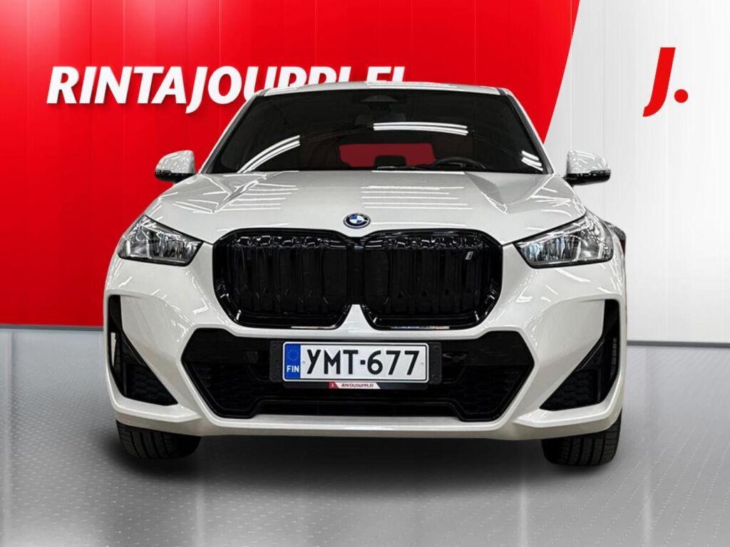 BMW iX1 2023 