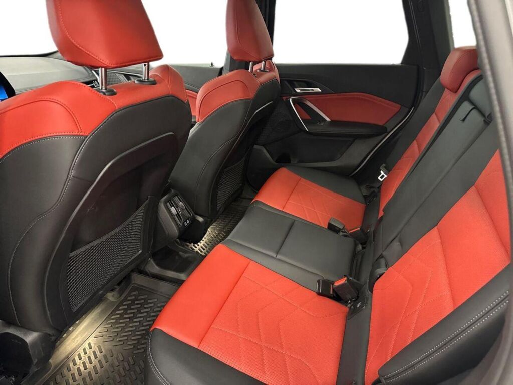 BMW iX1 2023 