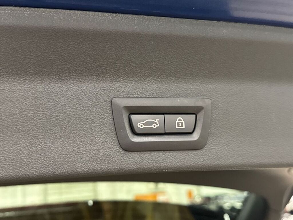 BMW iX3 2023 