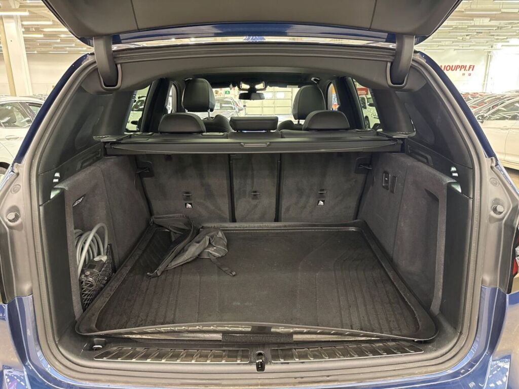 BMW iX3 2023 