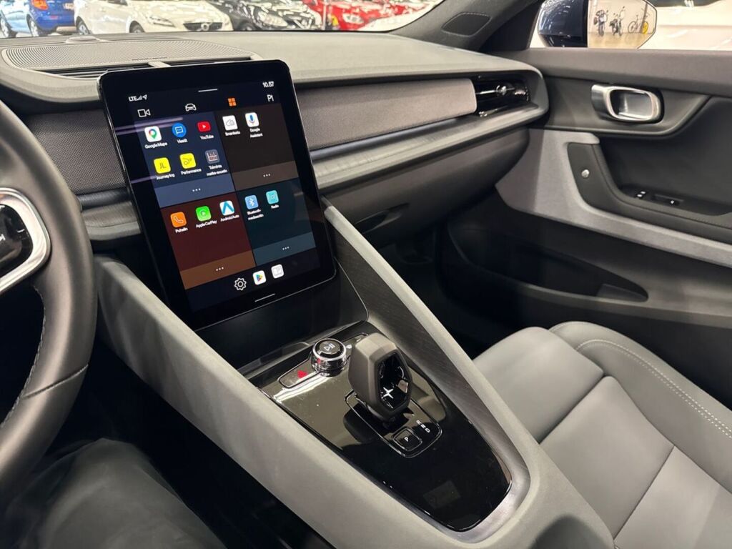 Polestar 2 2023 