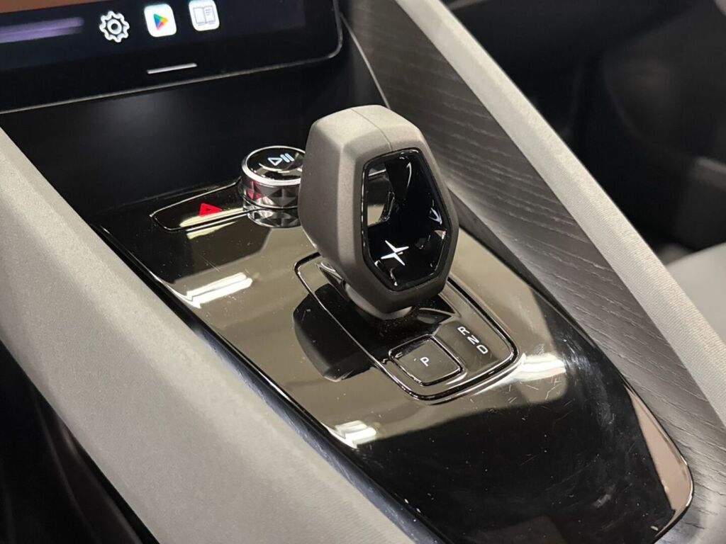 Polestar 2 2023 