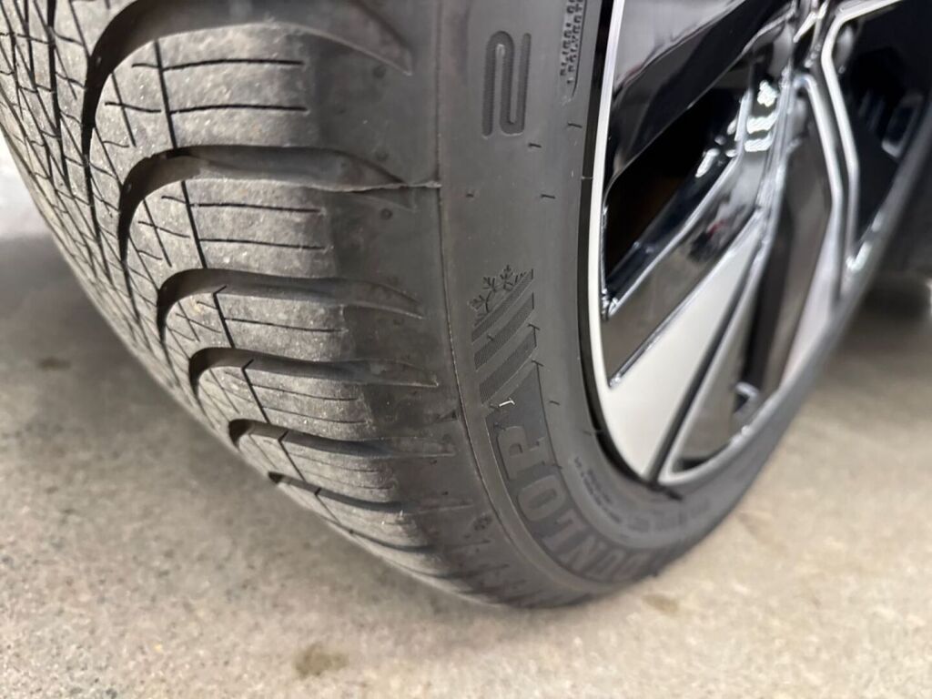 Polestar 2 2023 