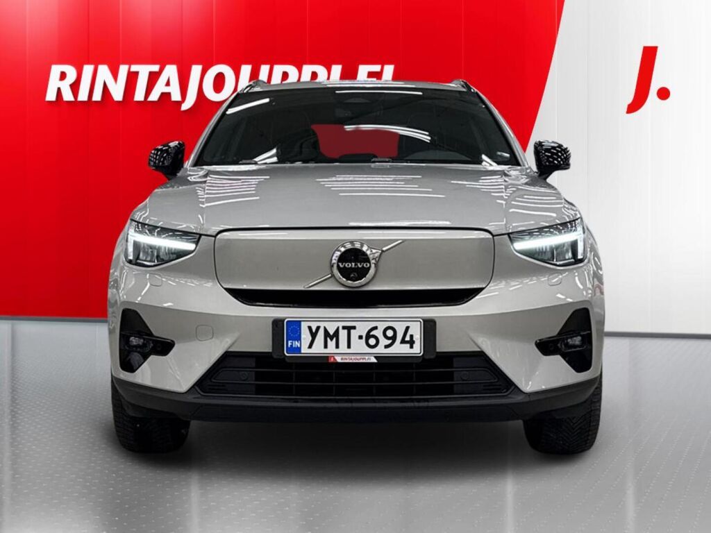 Volvo XC40 2023 