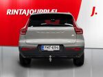 Volvo XC40 2023 