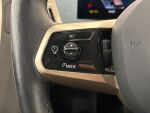 BMW iX 2022 Musta