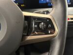 BMW iX 2022 Musta