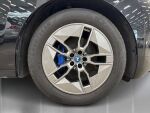 BMW iX 2022 Musta