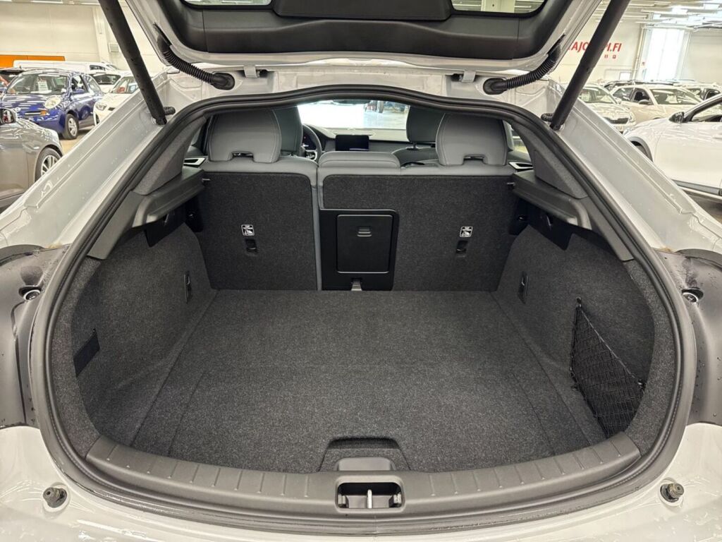 Polestar 2 2023 