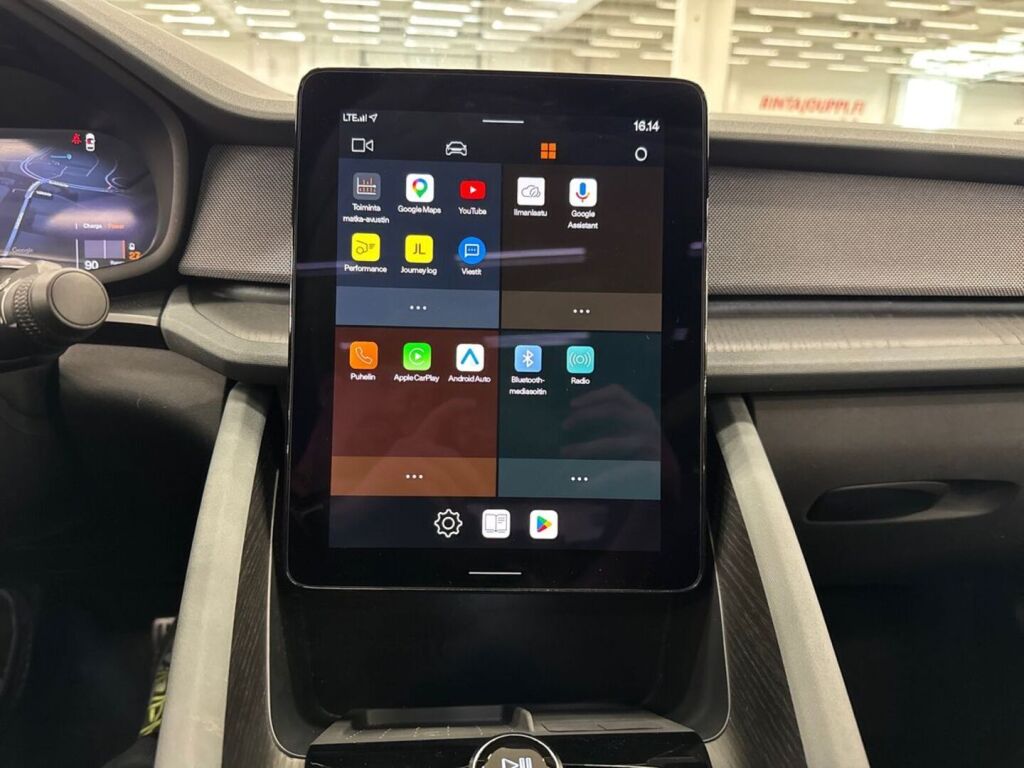 Polestar 2 2023 