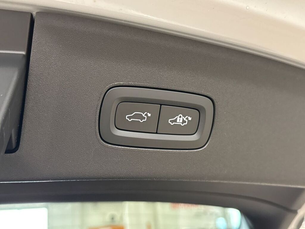 Polestar 2 2023 