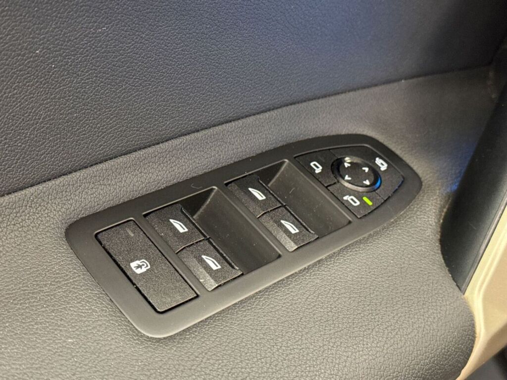 BMW iX 2022 