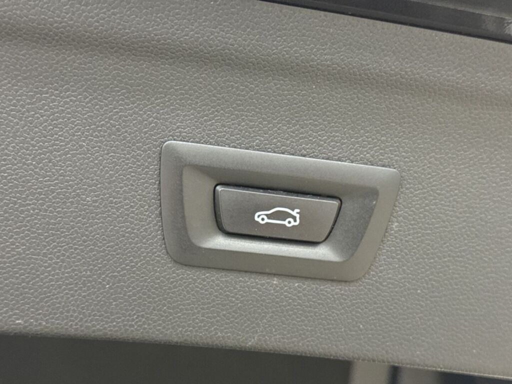 BMW iX 2022 