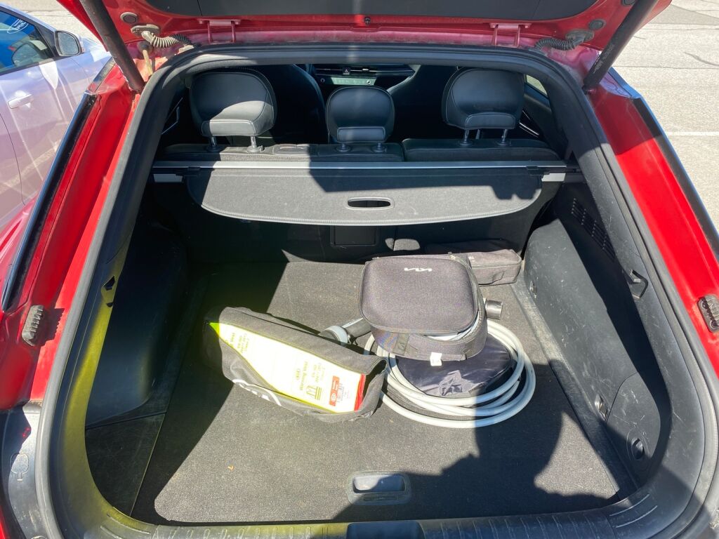 Kia EV6 2022 Punainen