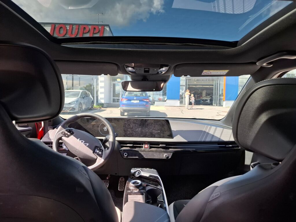 Kia EV6 2022 Punainen