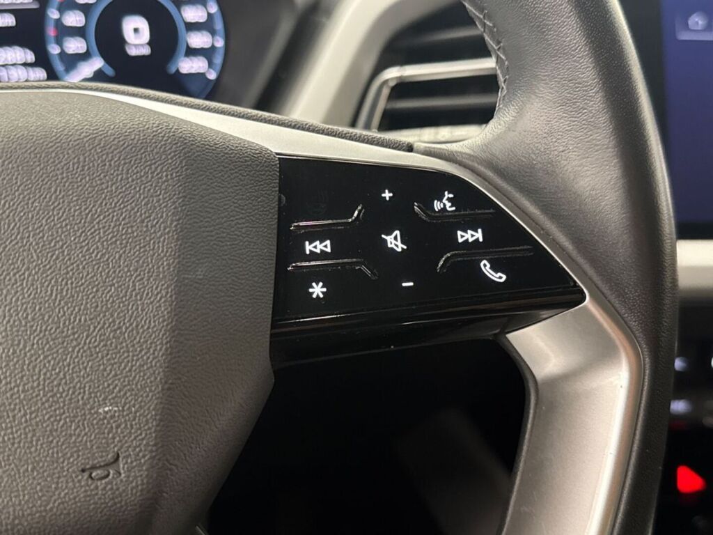 Audi Q4 e-tron 2023 
