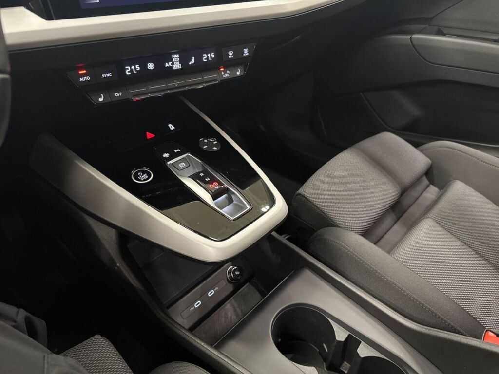 Audi Q4 e-tron 2023 