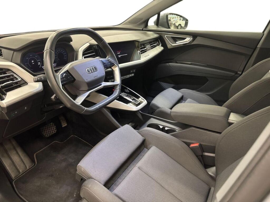 Audi Q4 e-tron 2023 