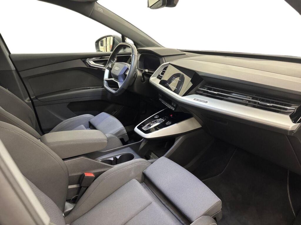 Audi Q4 e-tron 2023 