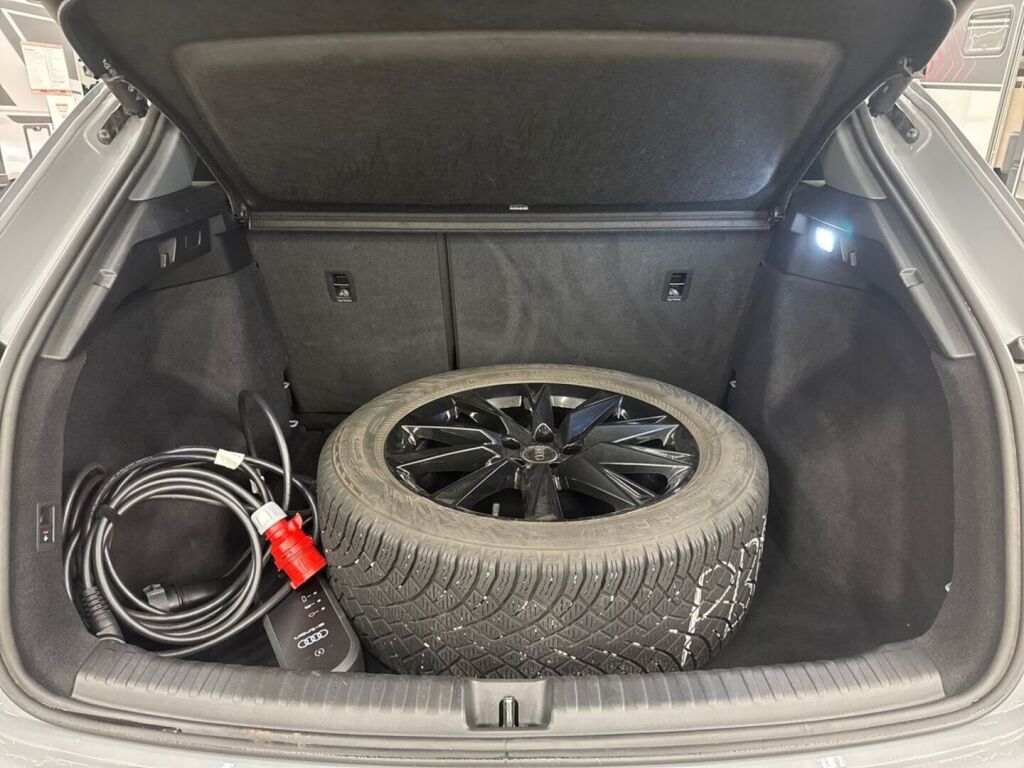 Audi Q4 e-tron 2023 
