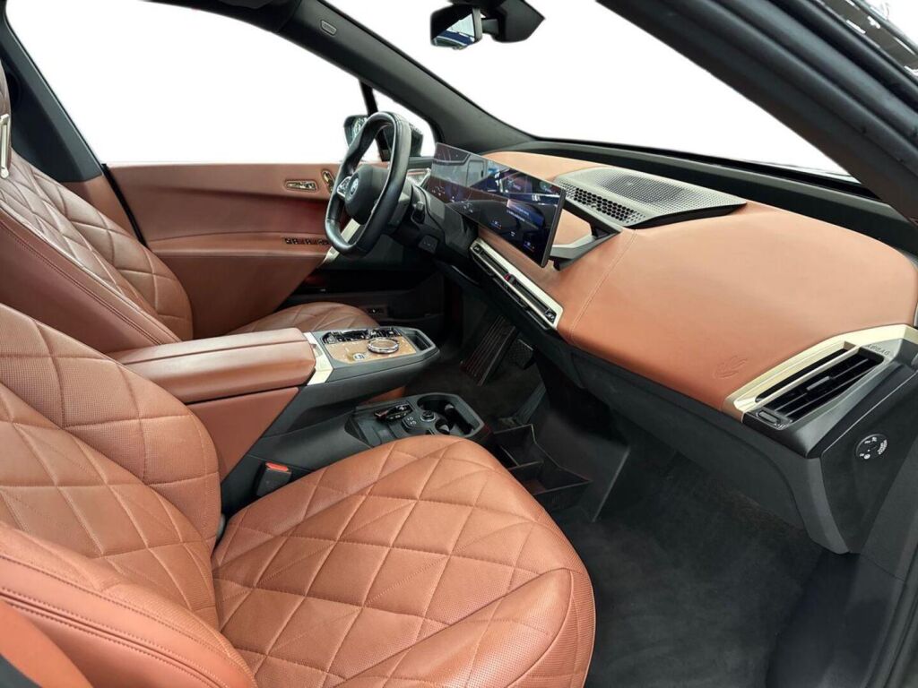 BMW IX M60 2023 Harmaa