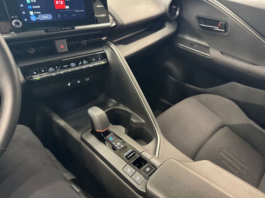Toyota C-HR 2025 met.hopea