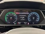 Audi e-tron 2021 Musta