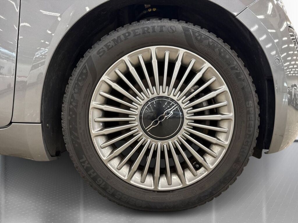 Fiat 500e 2023 